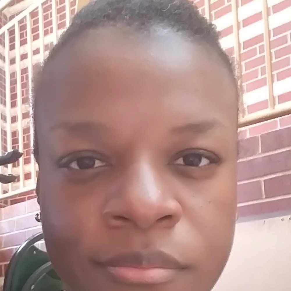 Meet your Posher, Qiana